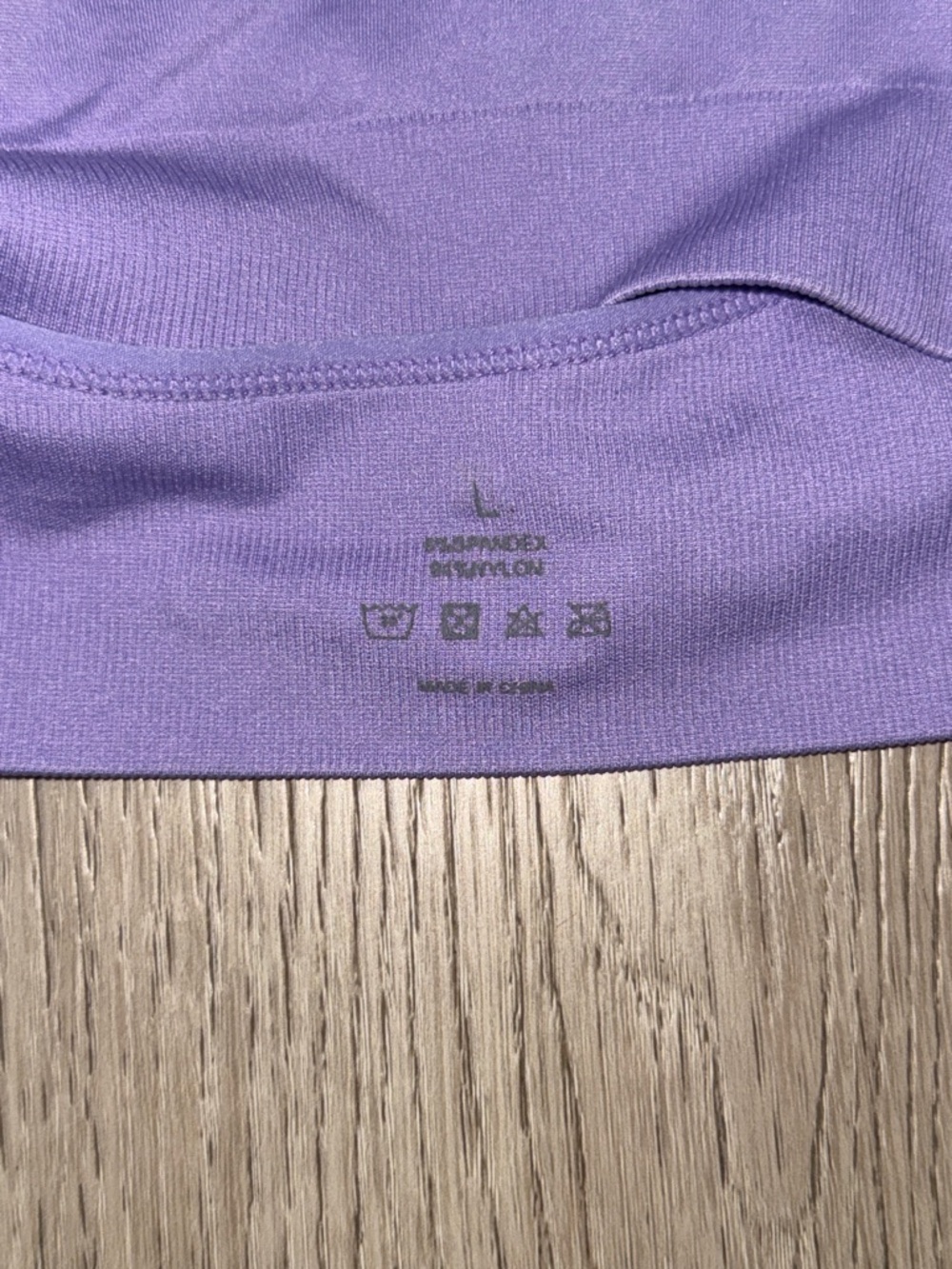 NVGTN sports bra - Picture 3 of 4